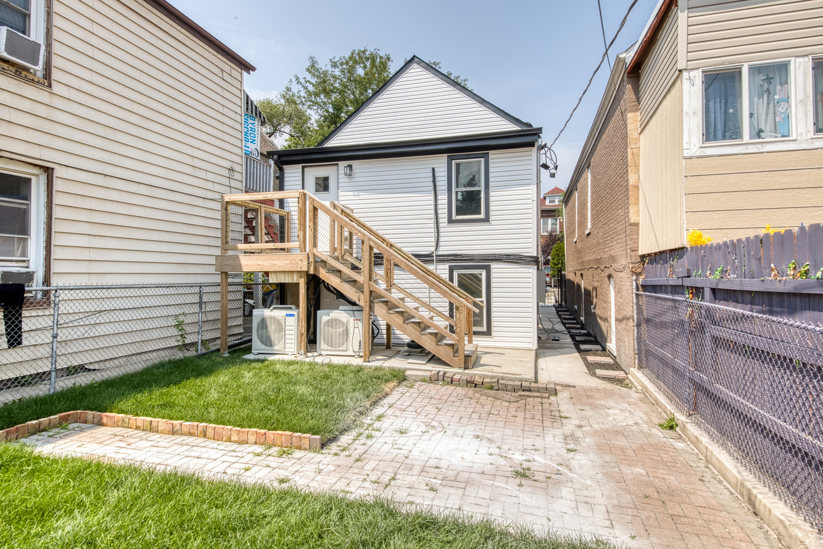 2711 W 24th Street