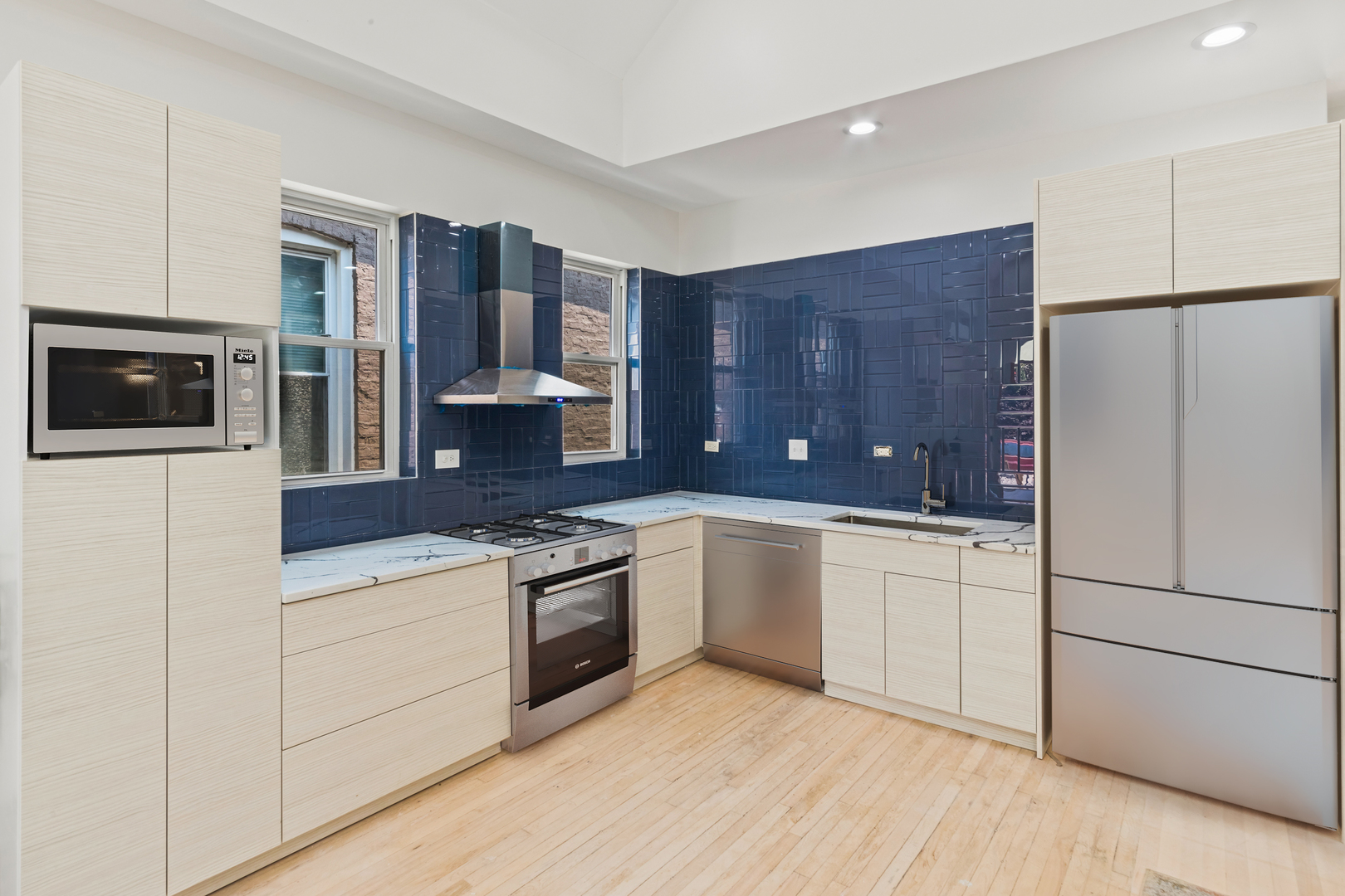 2711 W 24th Street