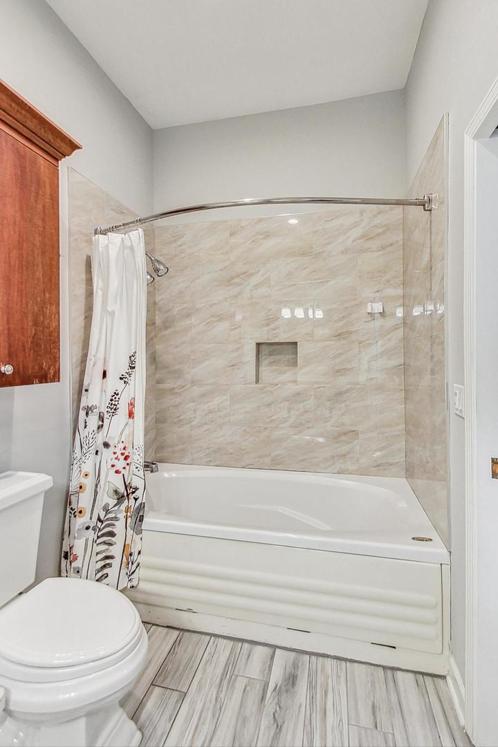 1903 W Armitage Avenue Unit: 1W
