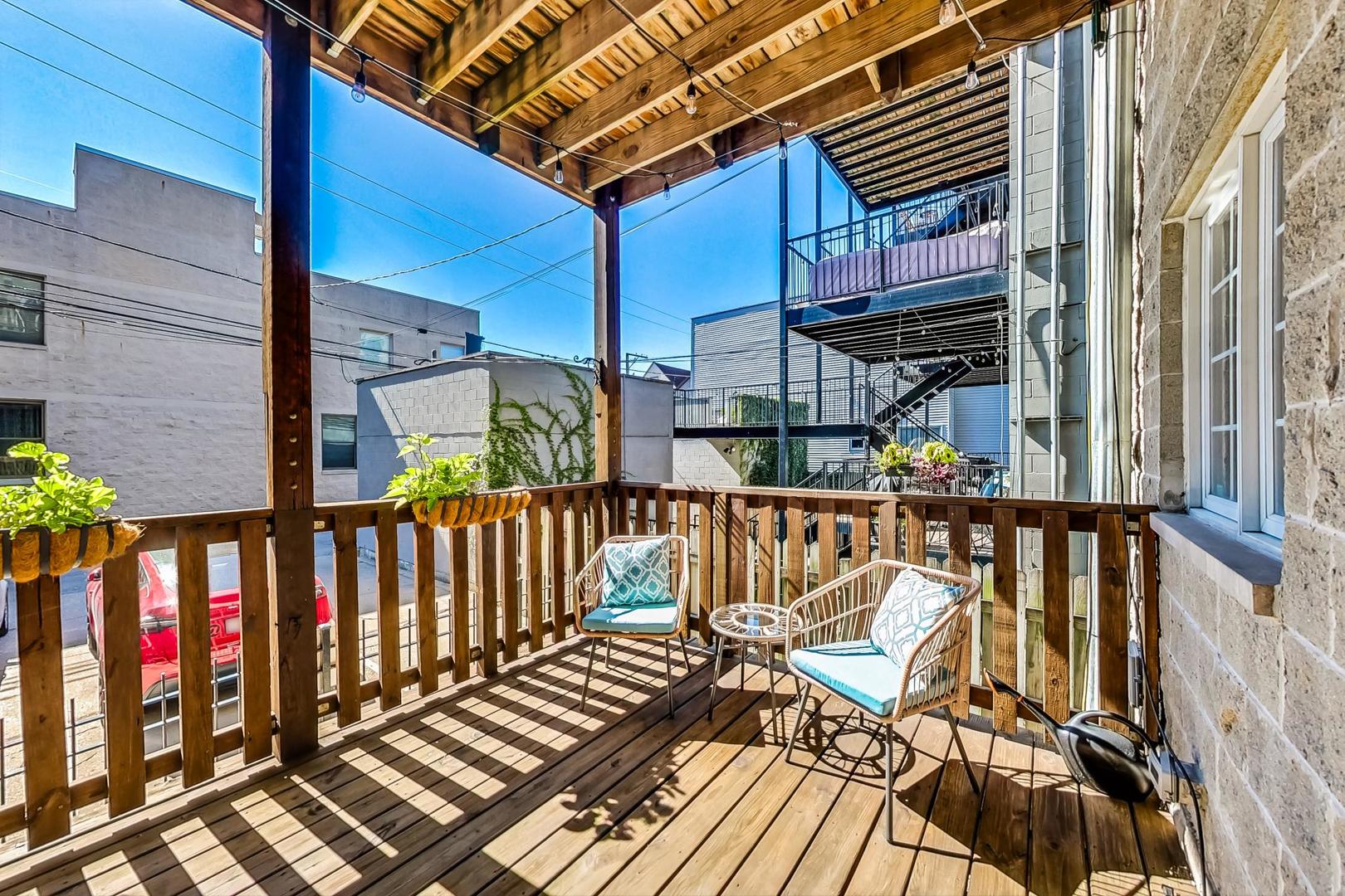 1903 W Armitage Avenue Unit: 1W