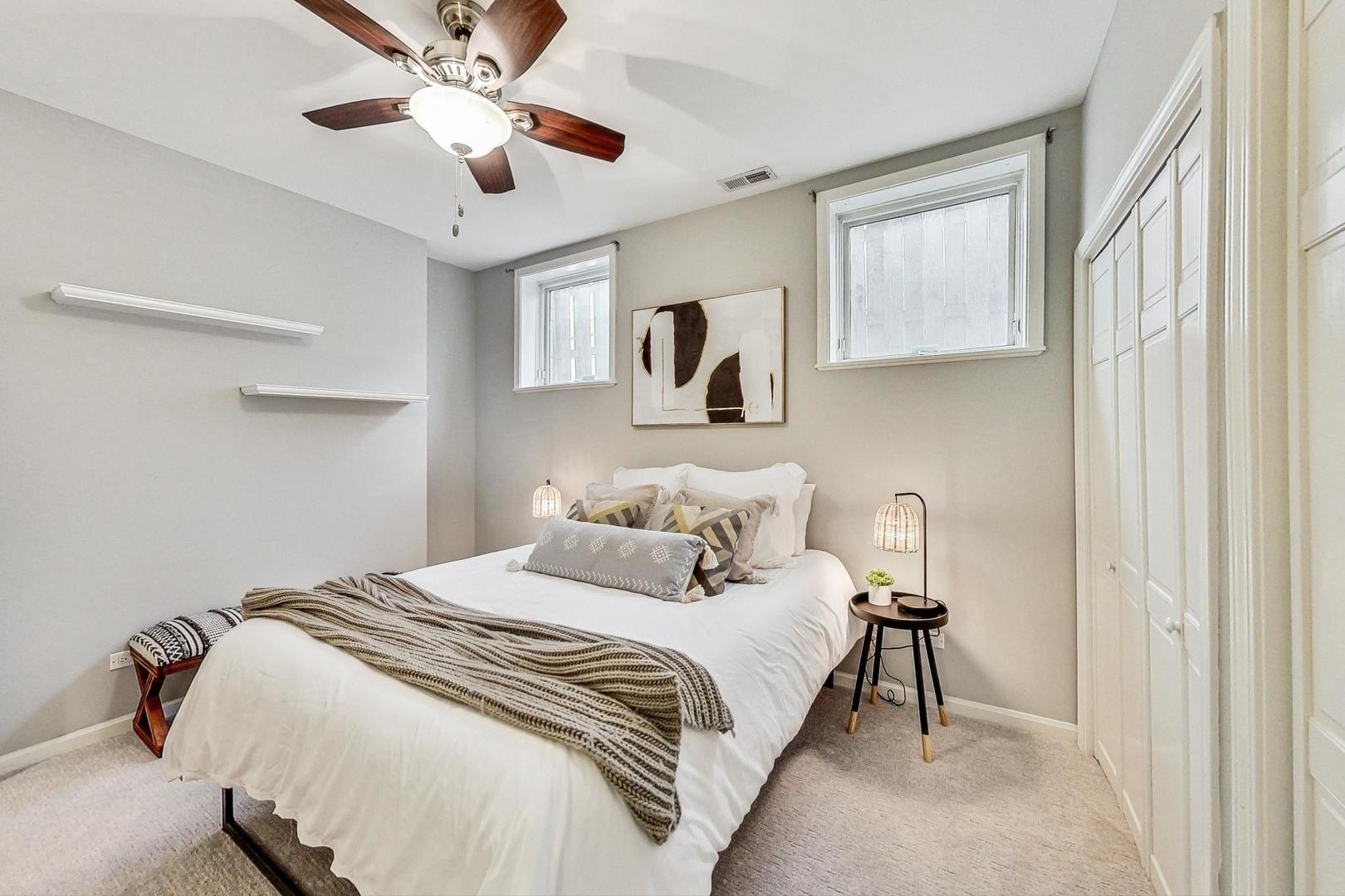 1903 W Armitage Avenue Unit: 1W