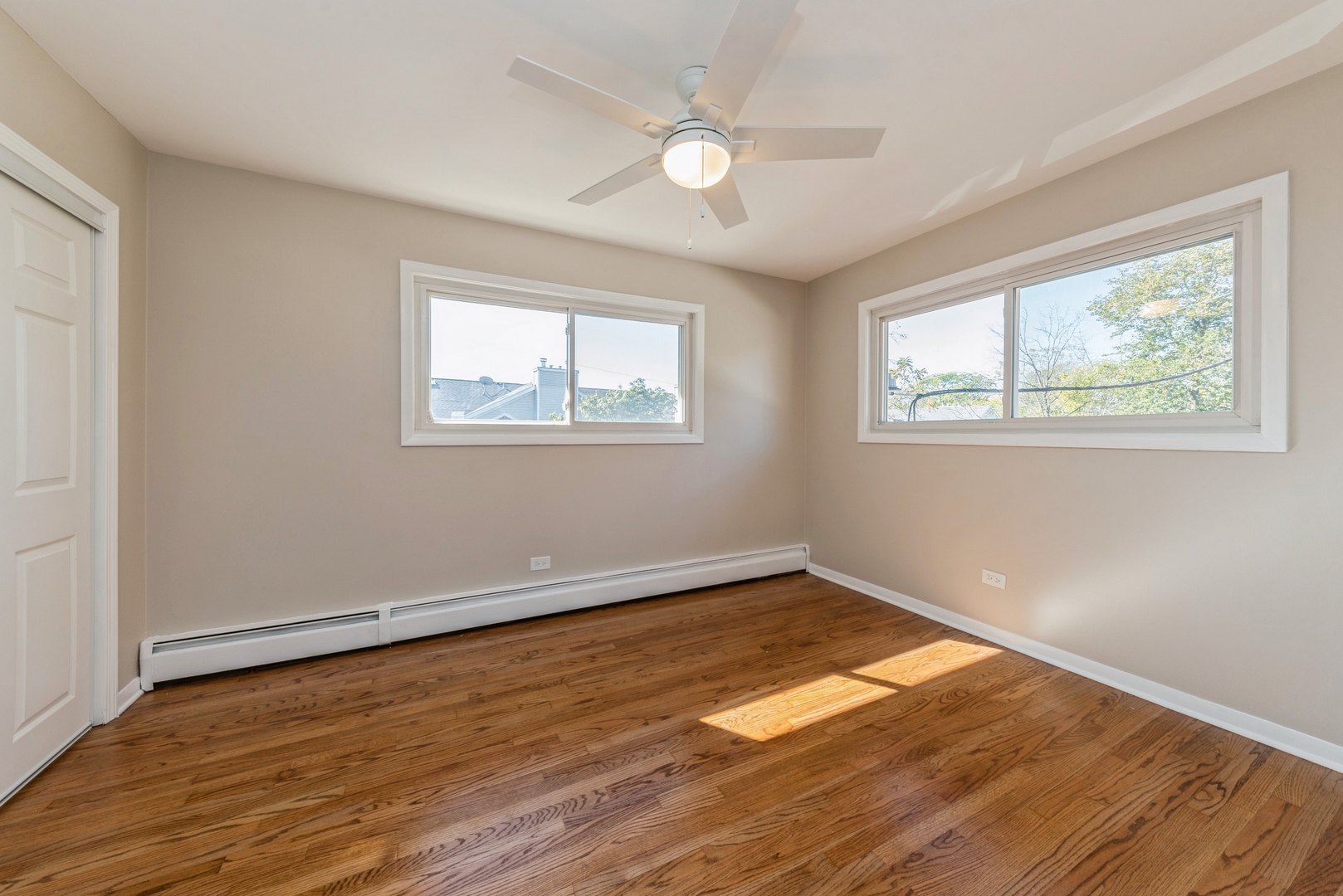 235 E Palatine Road Unit: 2E