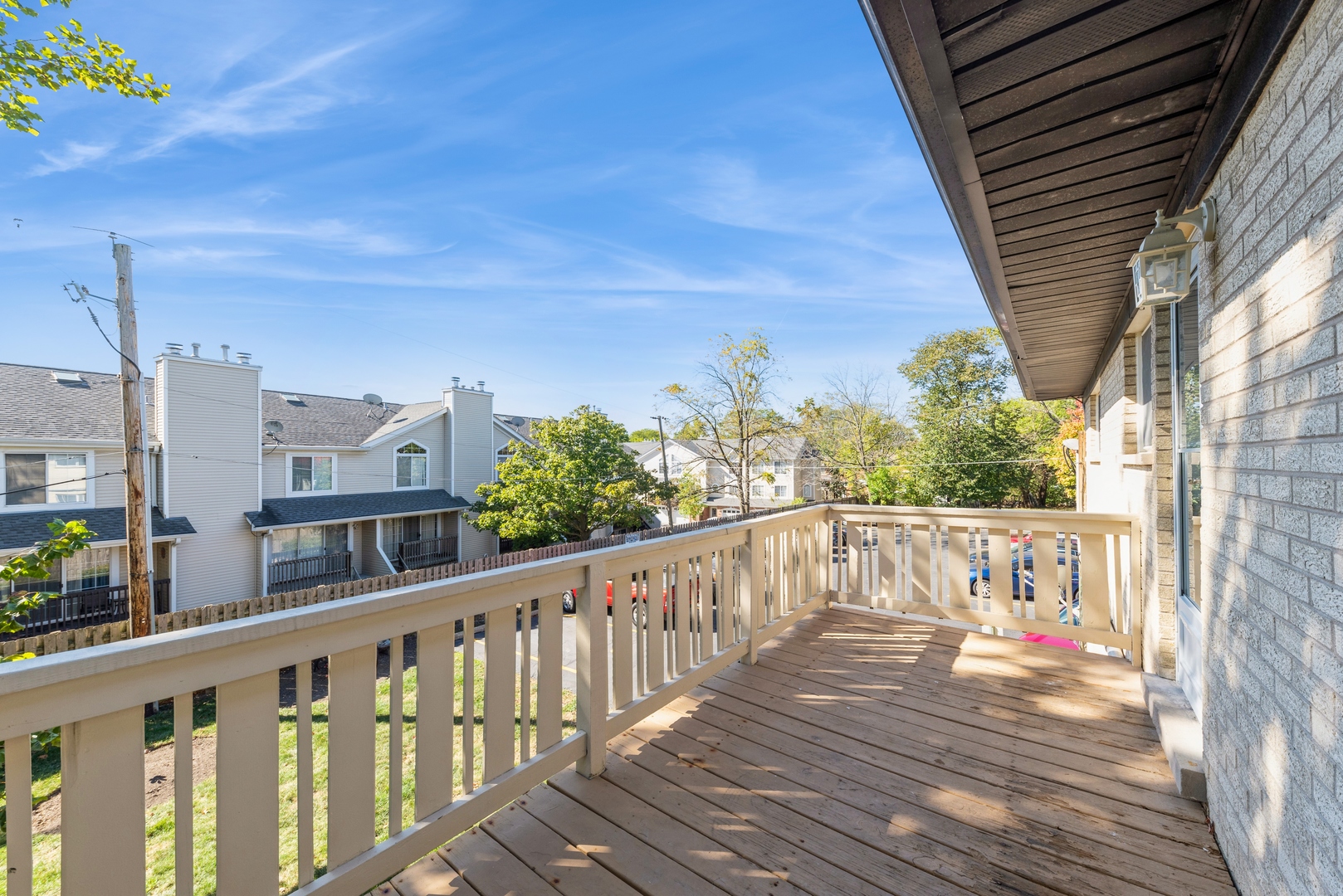 235 E Palatine Road Unit: 2E