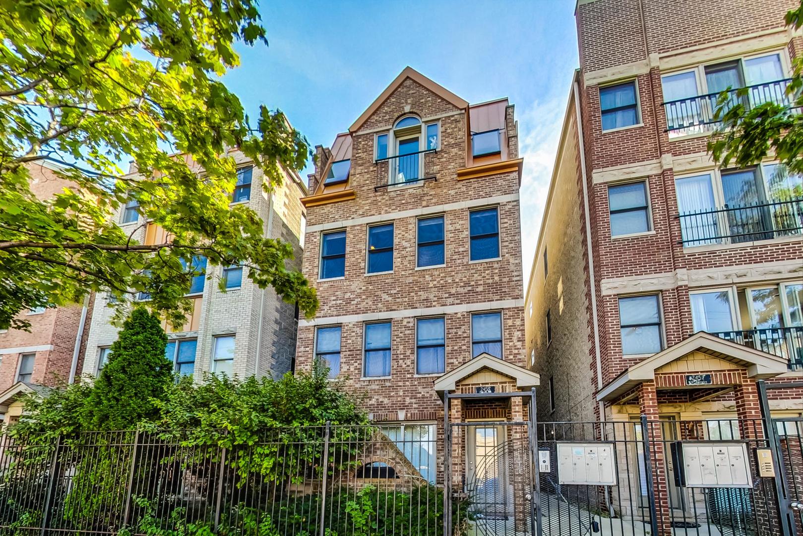2455 W Harrison Street Unit: 3
