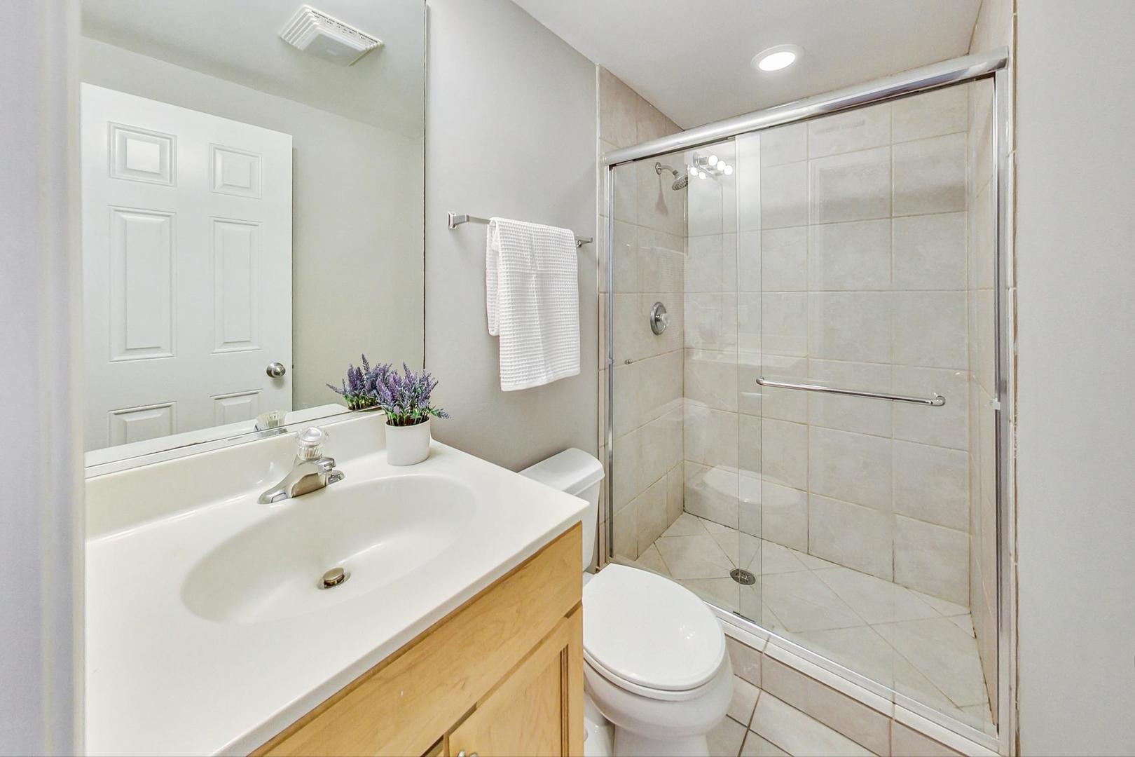 2455 W Harrison Street Unit: 3