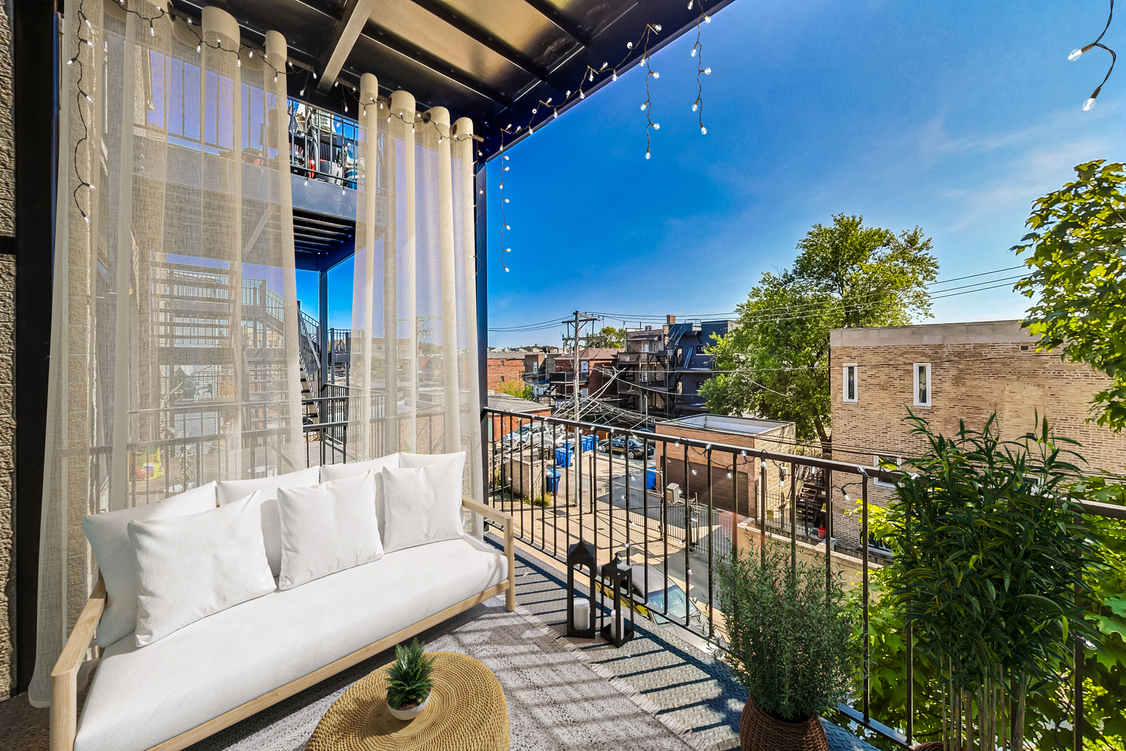 2455 W Harrison Street Unit: 3