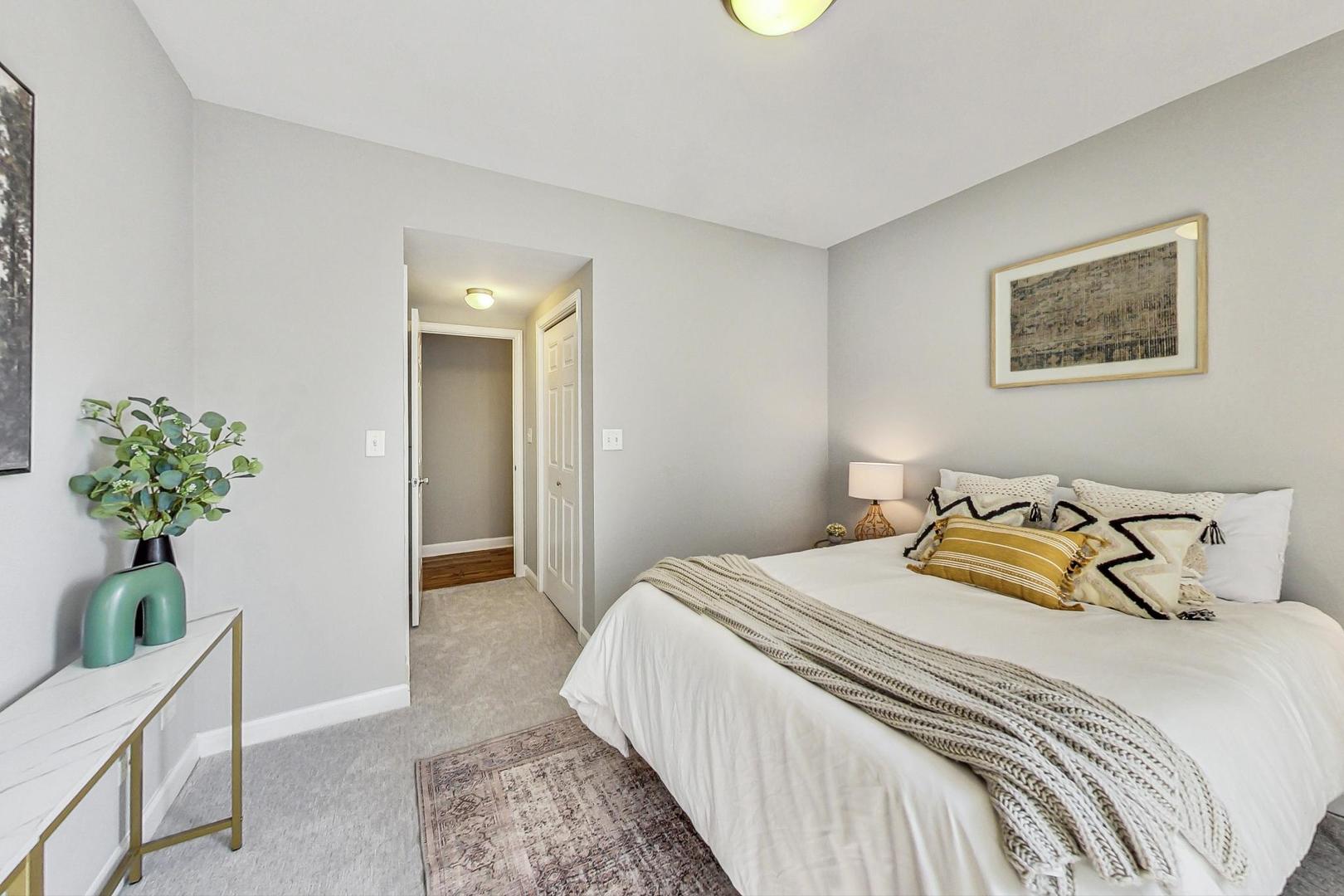 2455 W Harrison Street Unit: 3