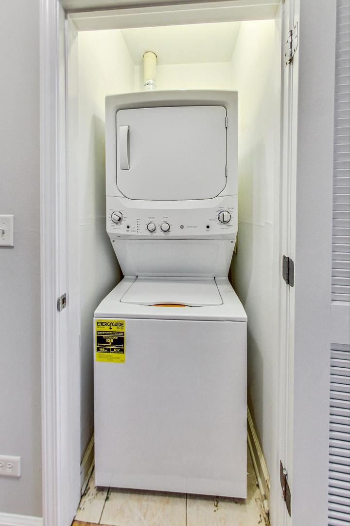 2455 W Harrison Street Unit: 3