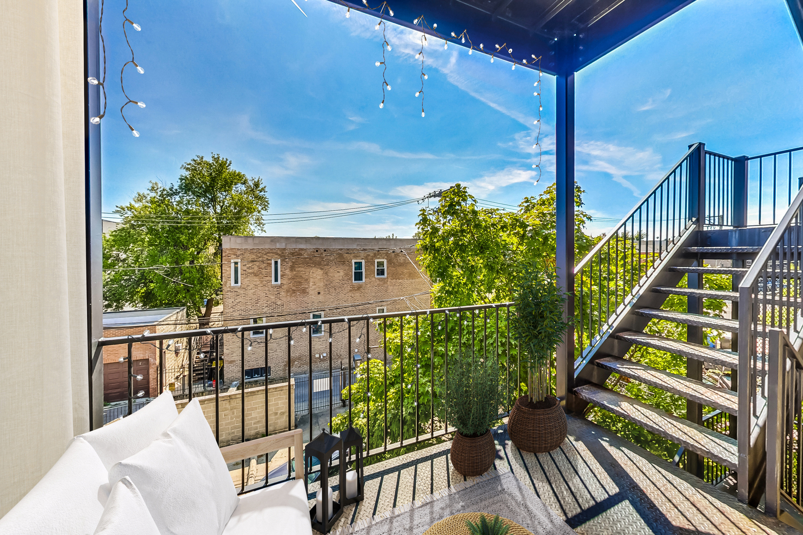 2455 W Harrison Street Unit: 3
