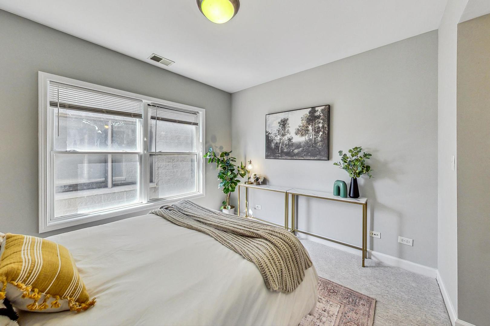 2455 W Harrison Street Unit: 3