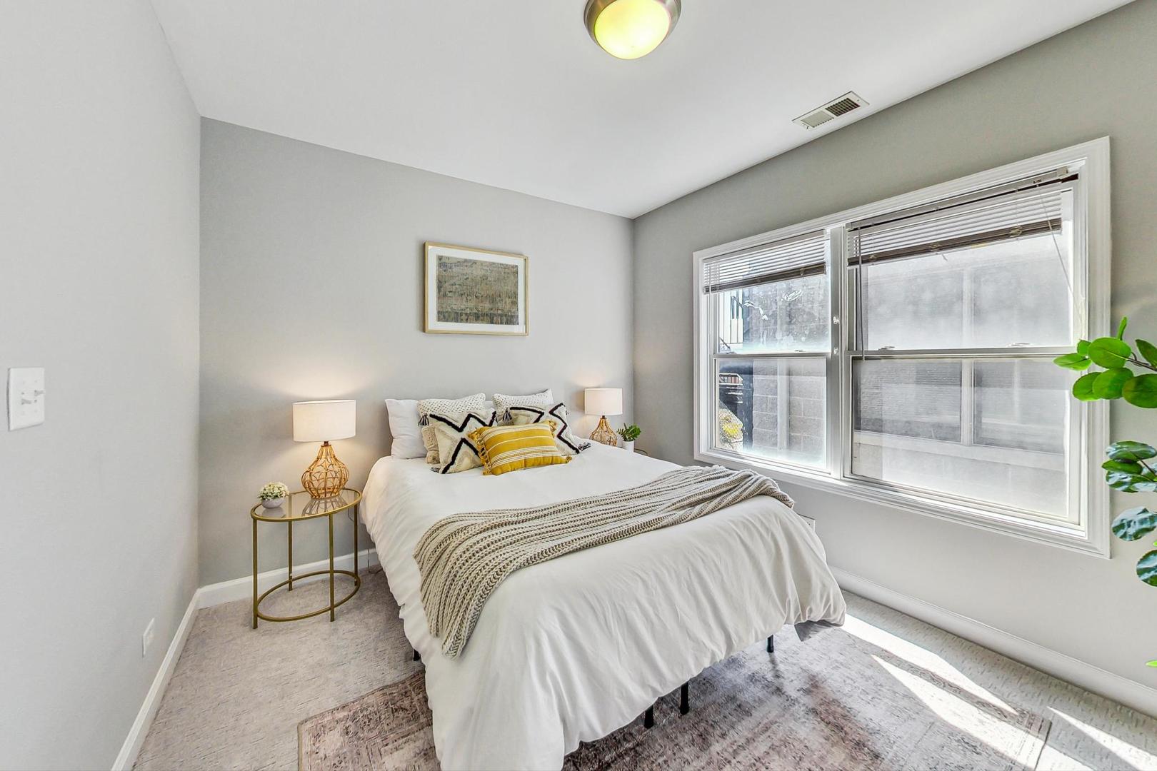 2455 W Harrison Street Unit: 3
