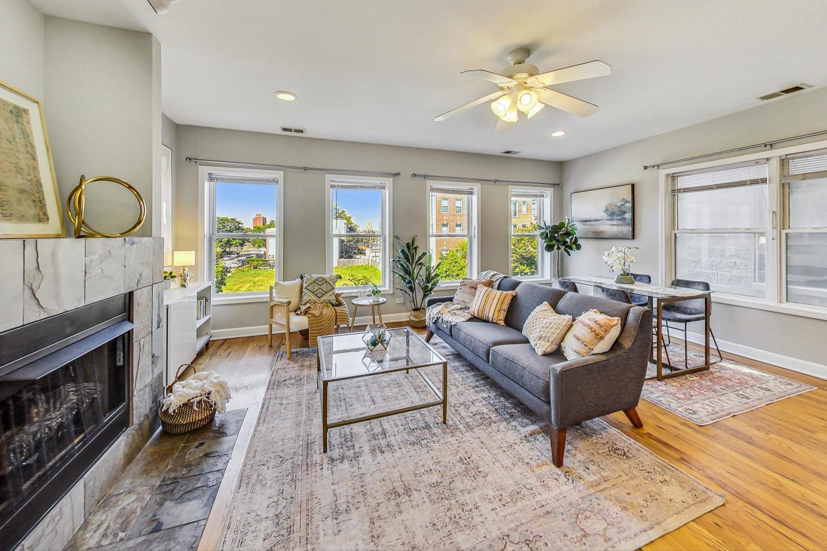 2455 W Harrison Street Unit: 3