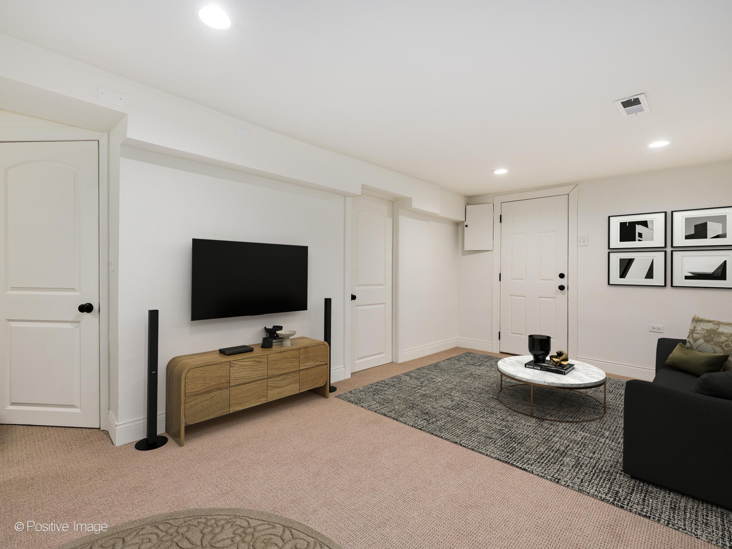 4726 W Patterson Avenue