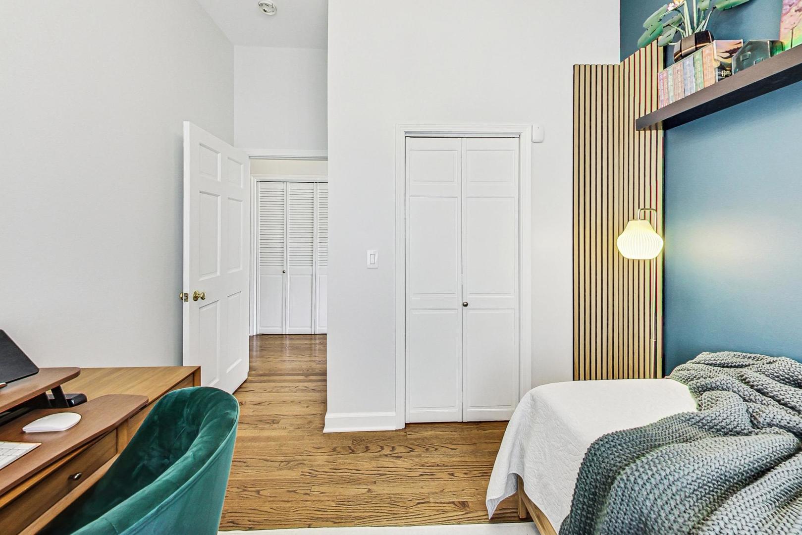 1903 W Armitage Avenue Unit: 2W