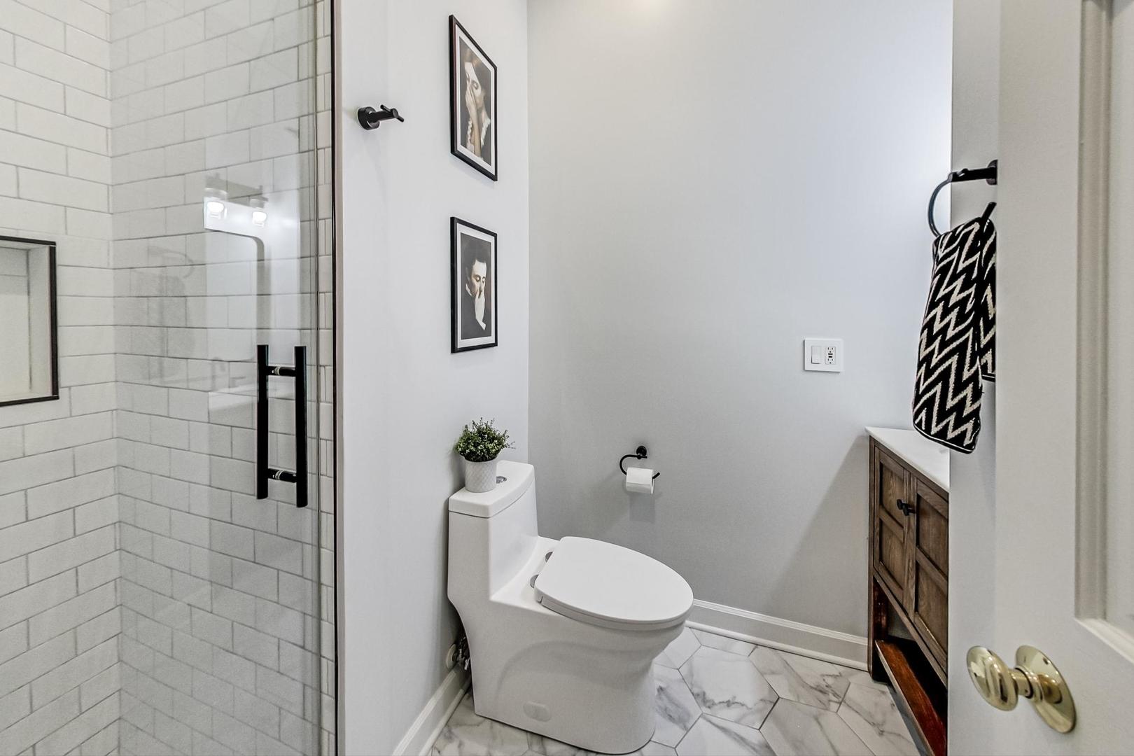 1903 W Armitage Avenue Unit: 2W