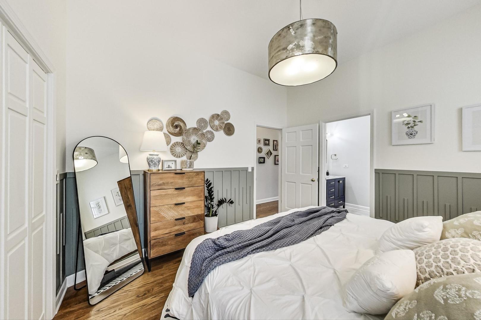 1903 W Armitage Avenue Unit: 2W