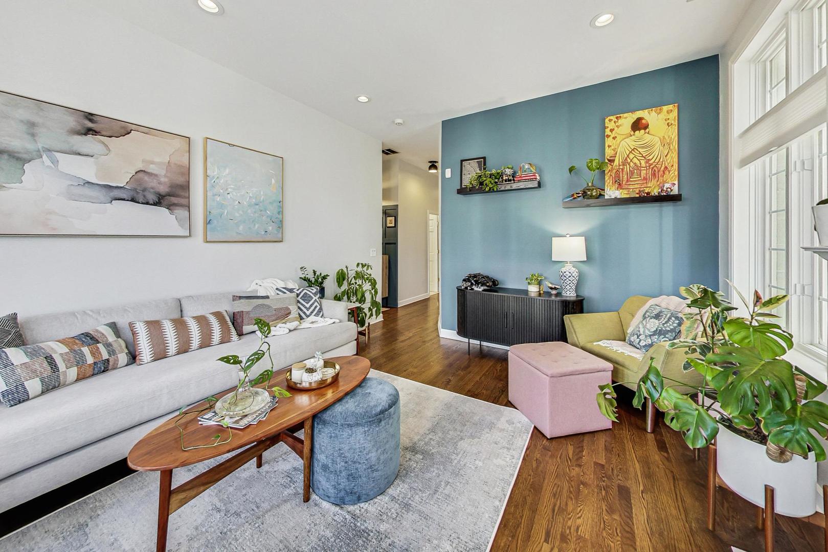 1903 W Armitage Avenue Unit: 2W