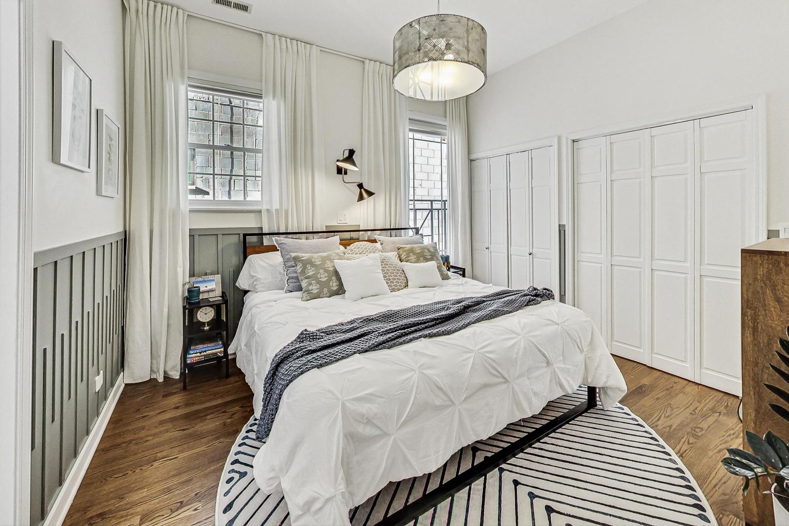 1903 W Armitage Avenue Unit: 2W