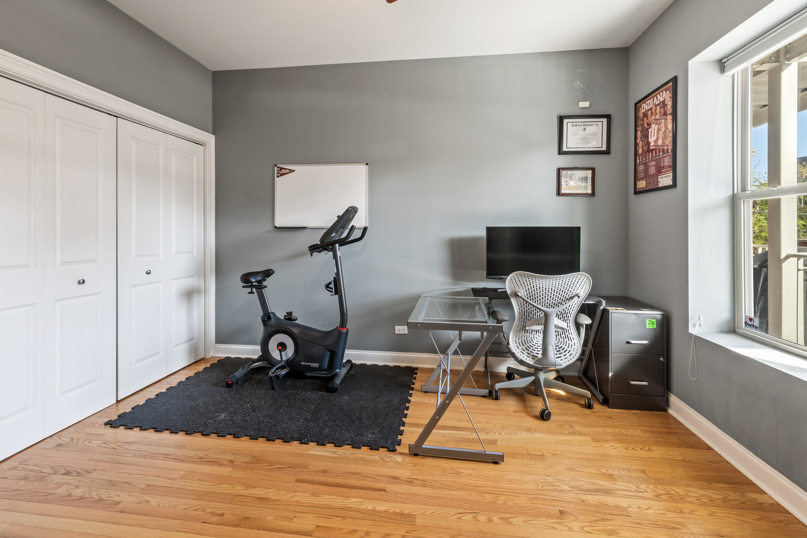 1807 W Addison Street Unit: 2E