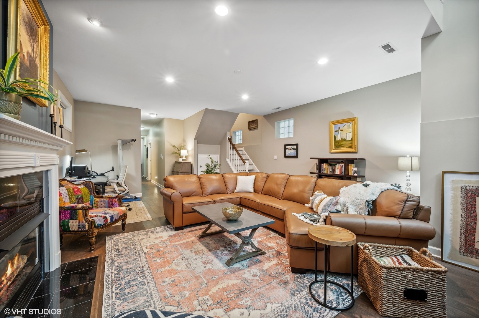 3217 N KENMORE Avenue Unit: 1
