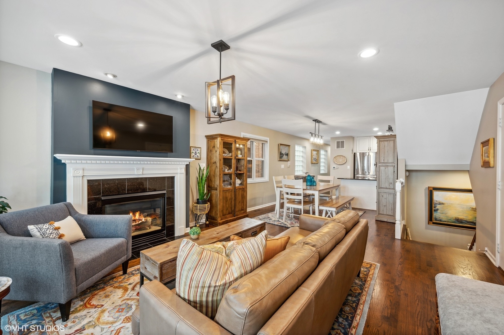 3217 N KENMORE Avenue Unit: 1