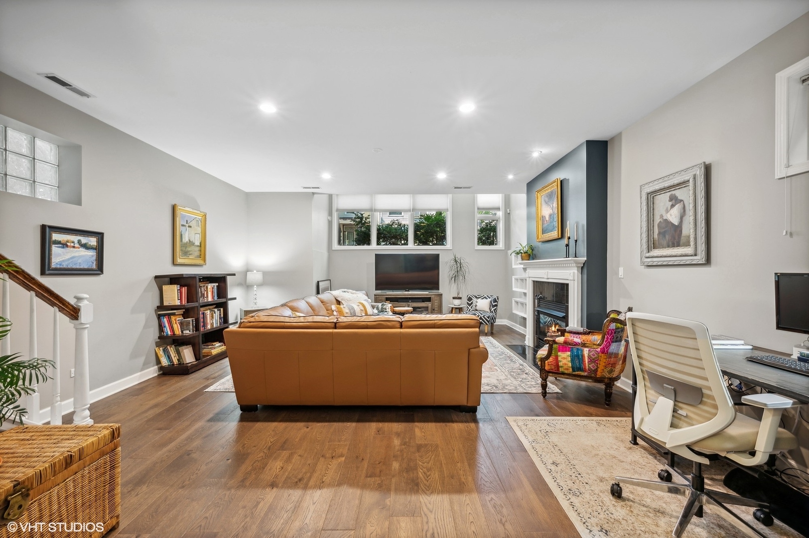 3217 N KENMORE Avenue Unit: 1