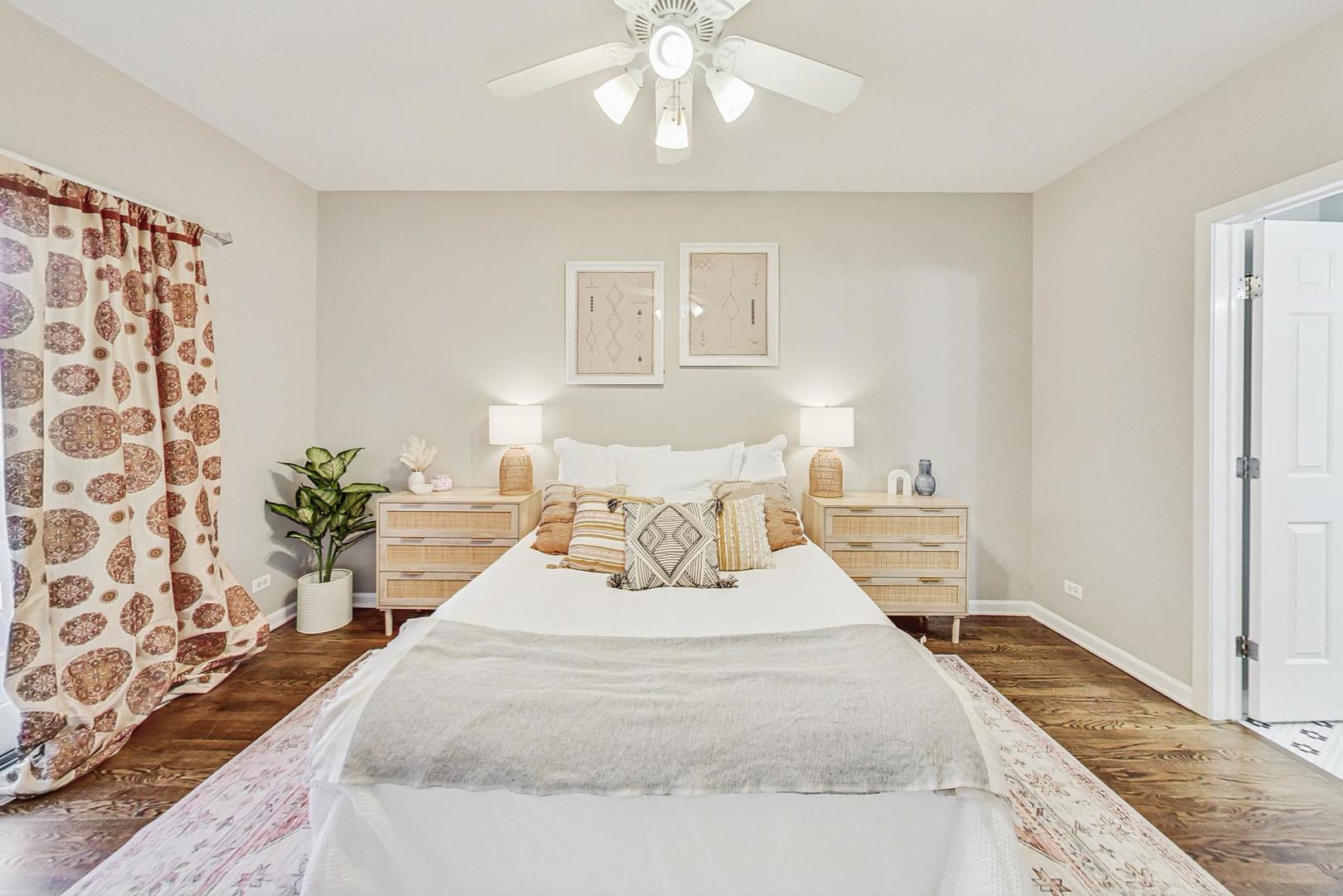 922 N Wood Street Unit: 1