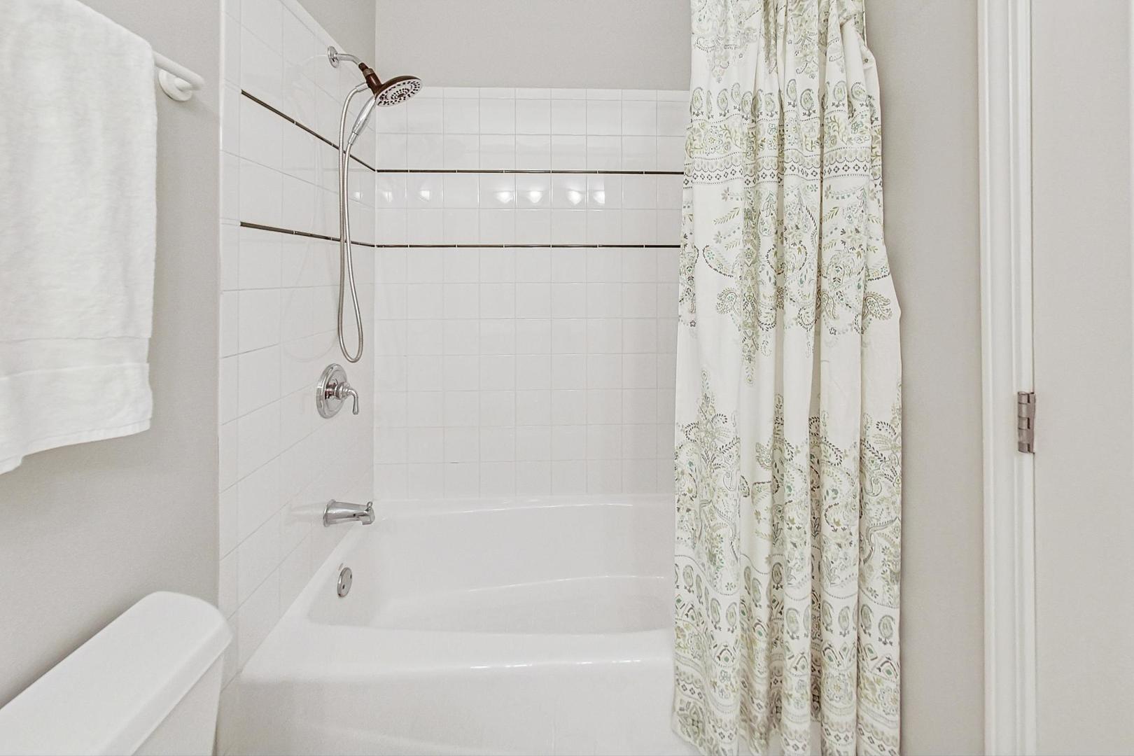 922 N Wood Street Unit: 1