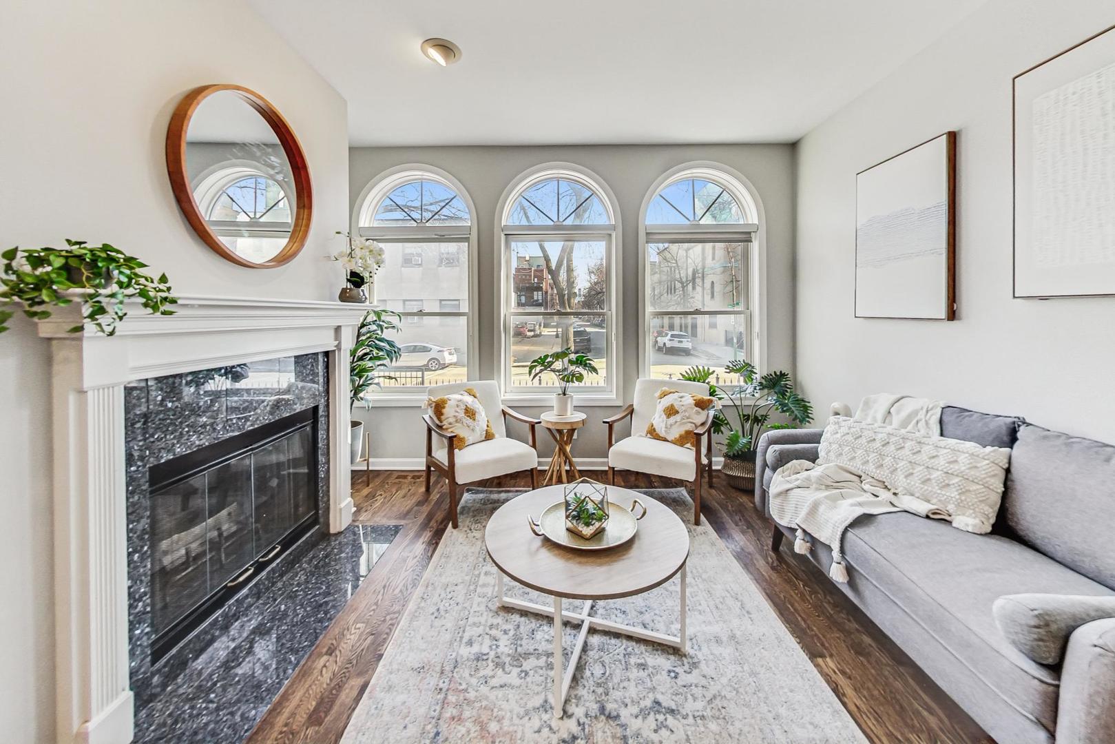 922 N Wood Street Unit: 1
