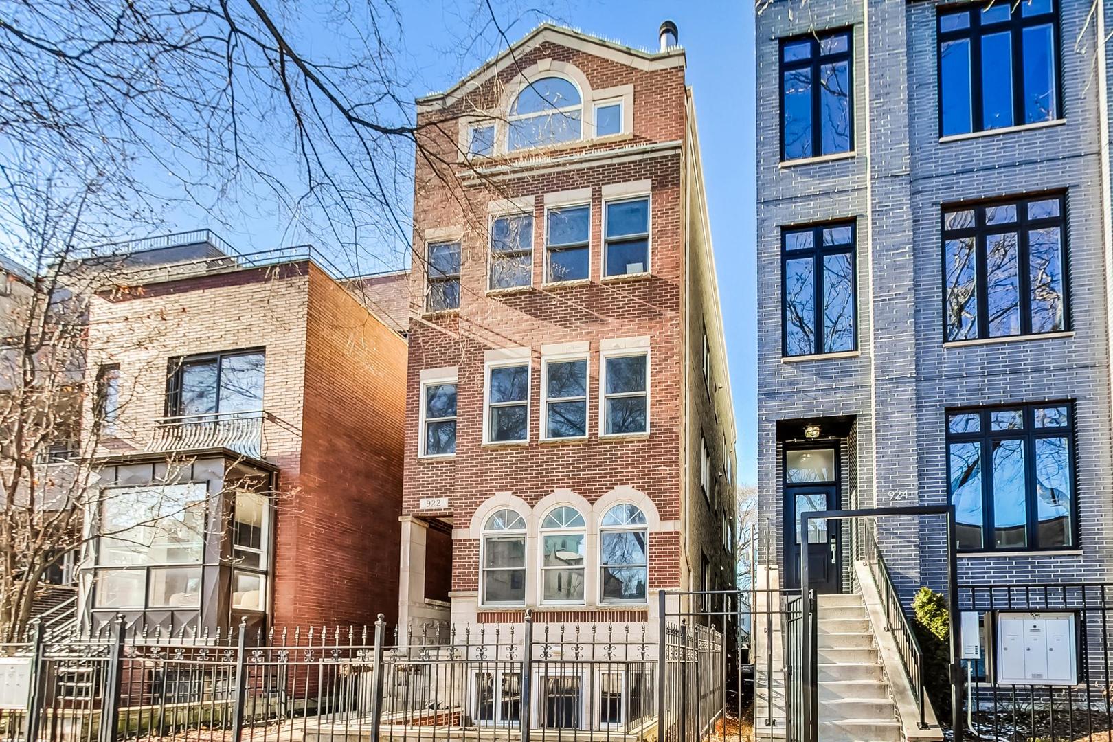 922 N Wood Street Unit: 1
