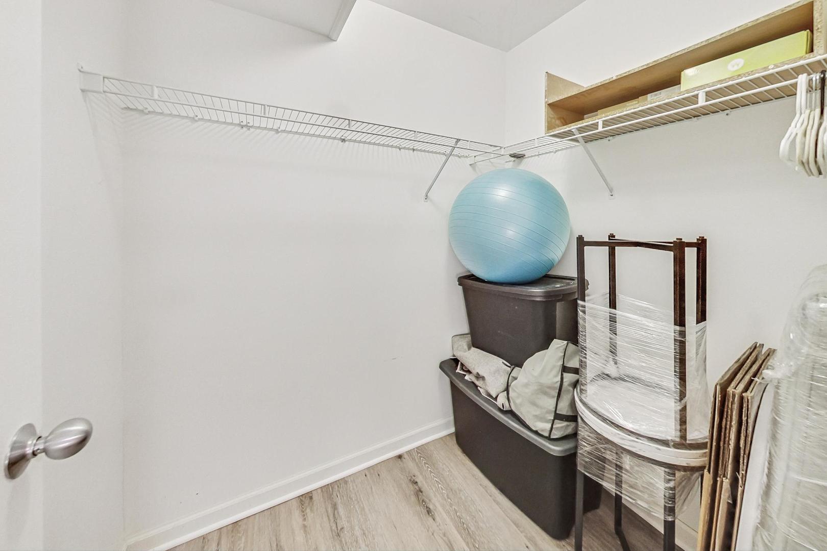 922 N Wood Street Unit: 1