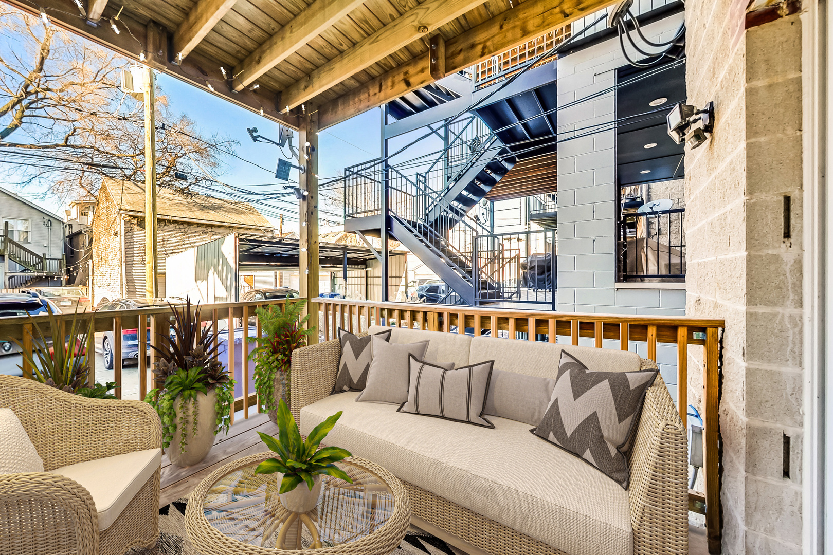922 N Wood Street Unit: 1