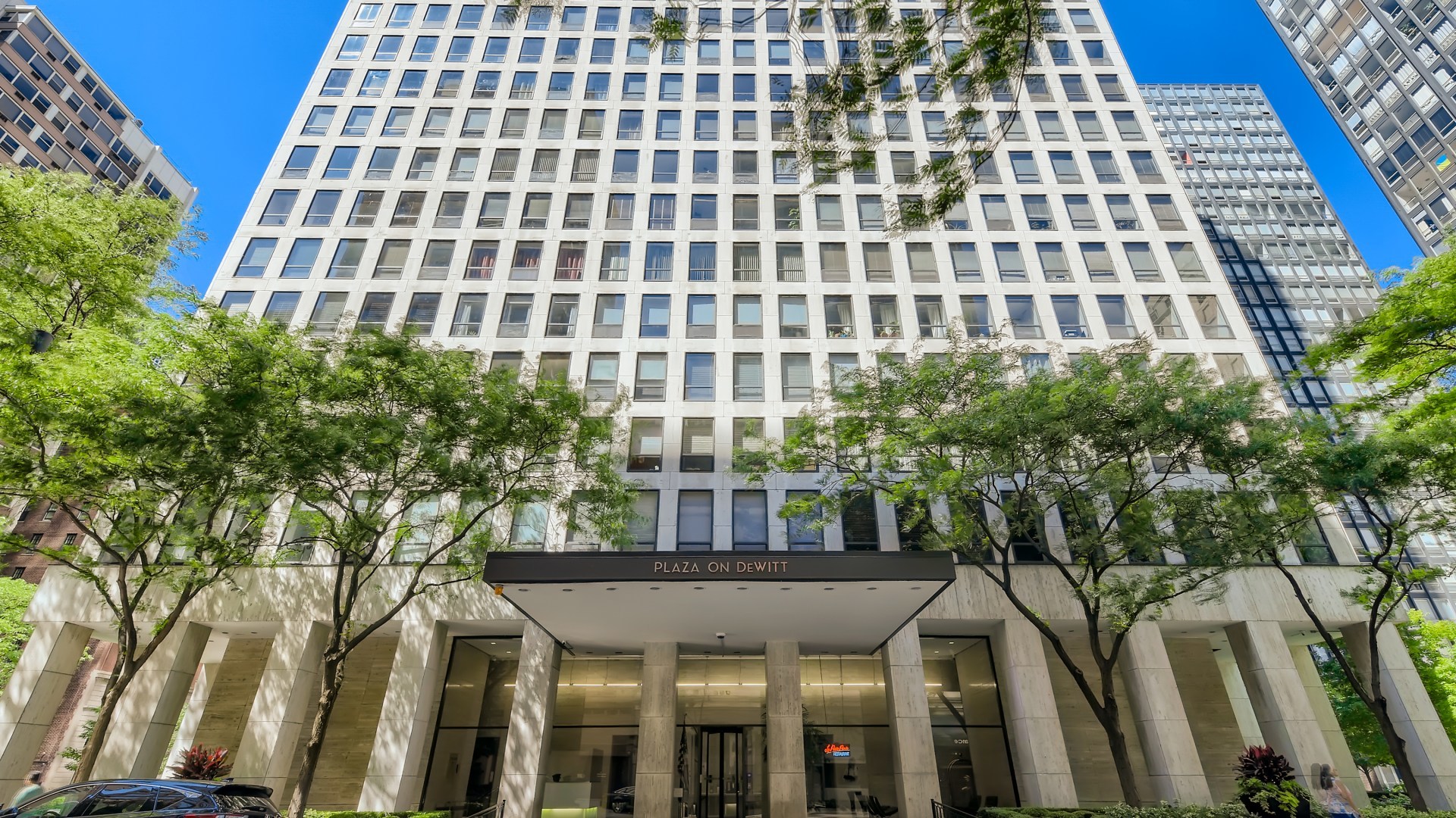 260 E Chestnut Street Unit: 3103