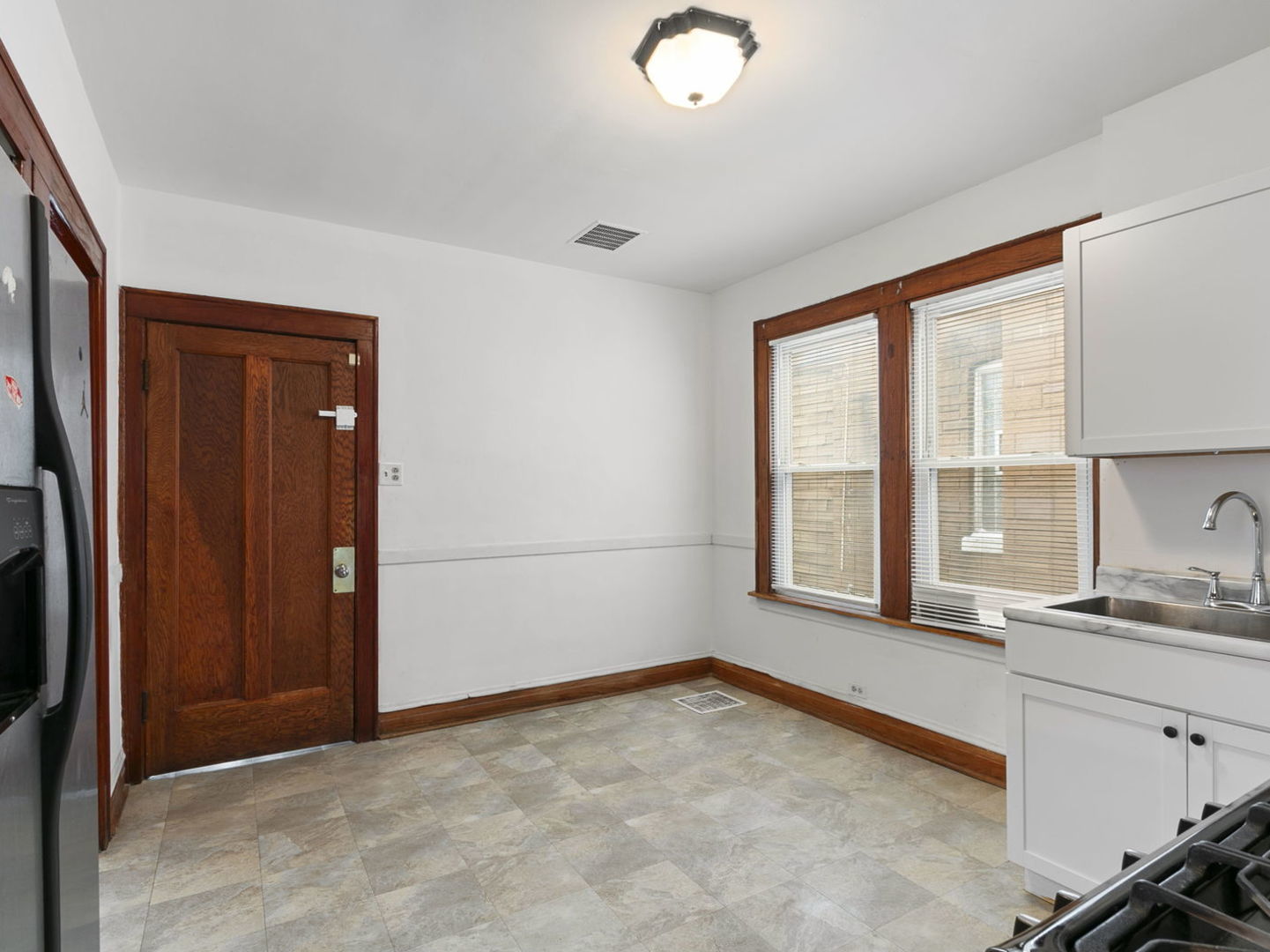 2311 S Hamlin Avenue