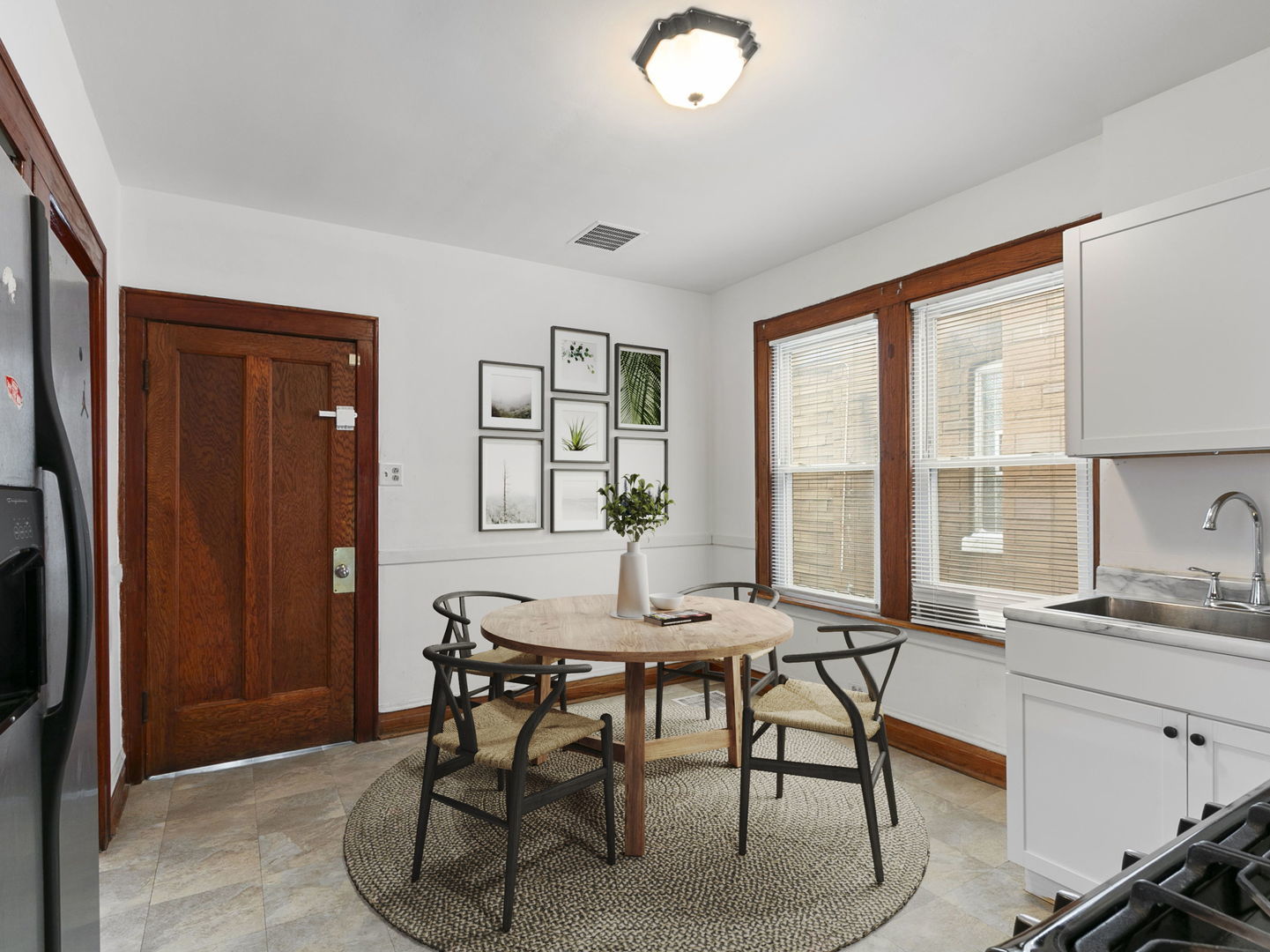 2311 S Hamlin Avenue