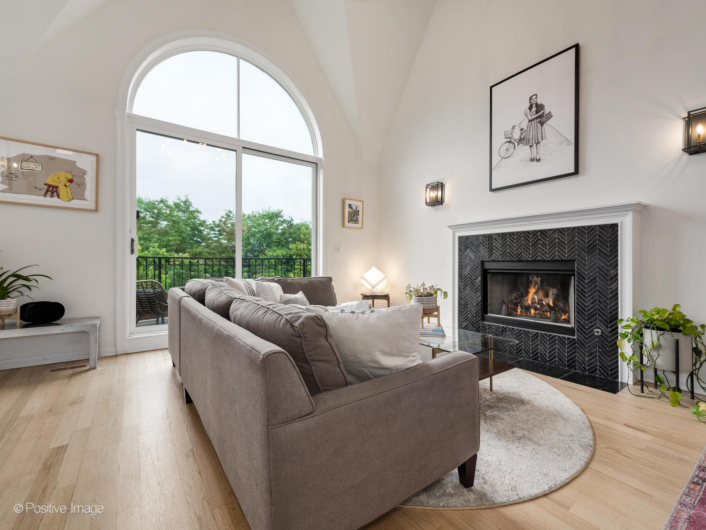 2026 W Pierce Avenue Unit: 7