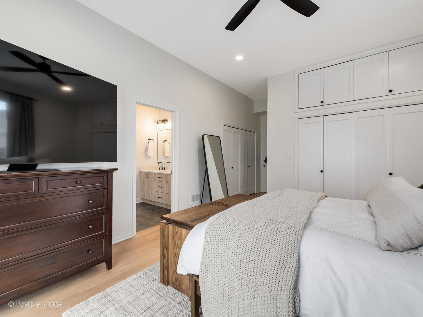 2026 W Pierce Avenue Unit: 7