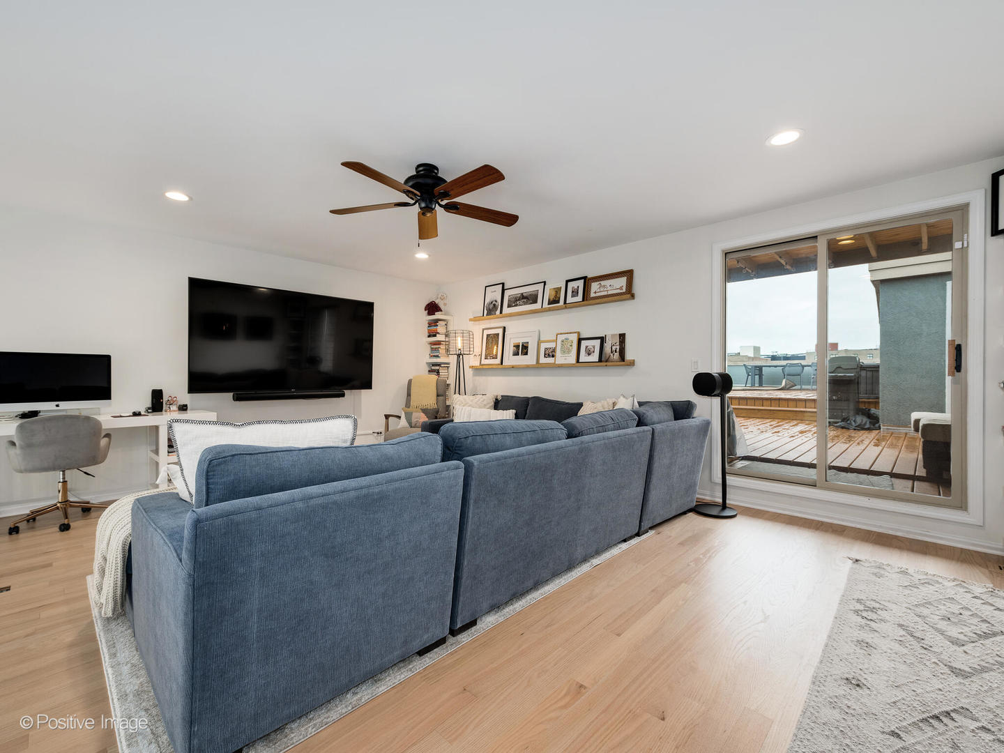 2026 W Pierce Avenue Unit: 7