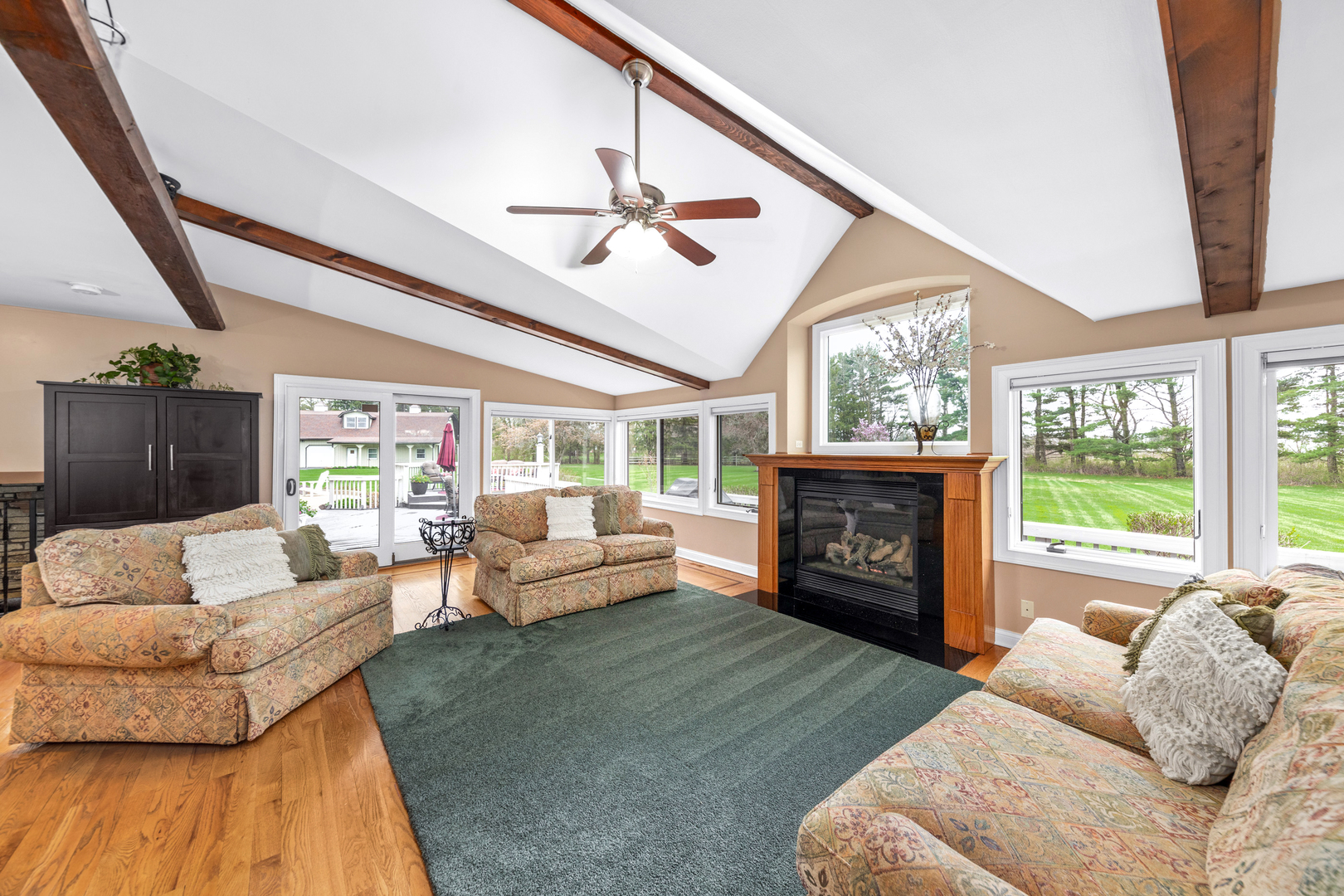 9S141 Meadowlark Lane