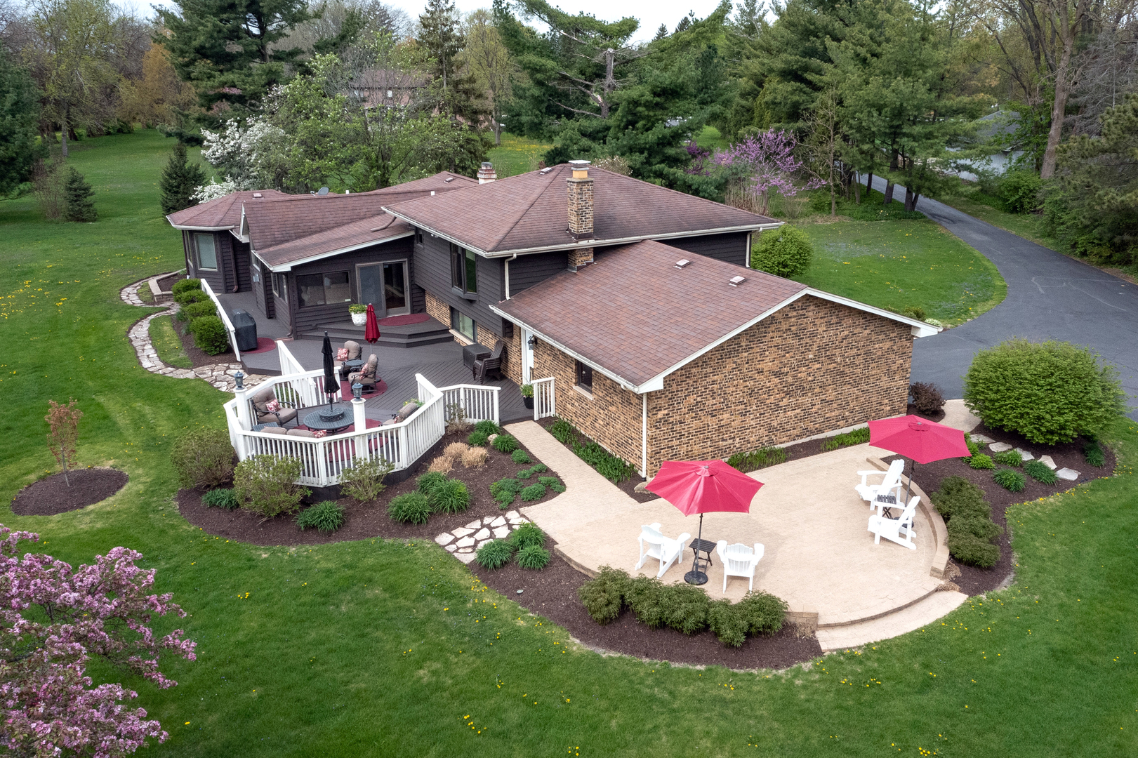 9S141 Meadowlark Lane