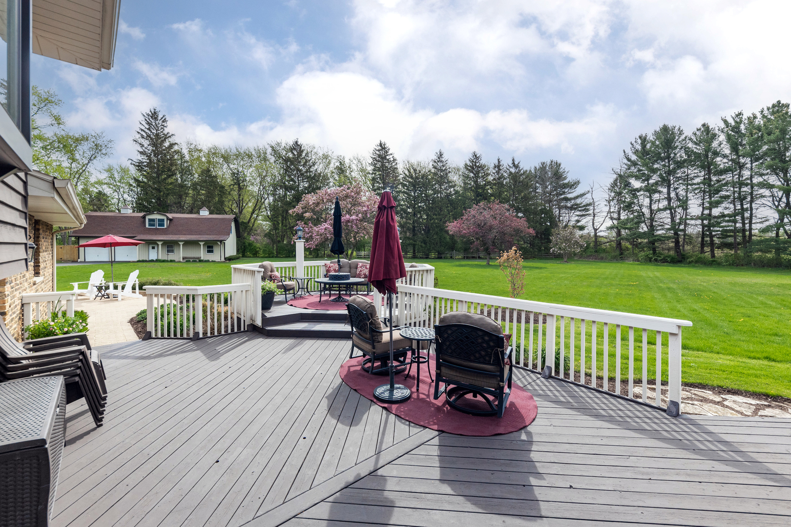 9S141 Meadowlark Lane
