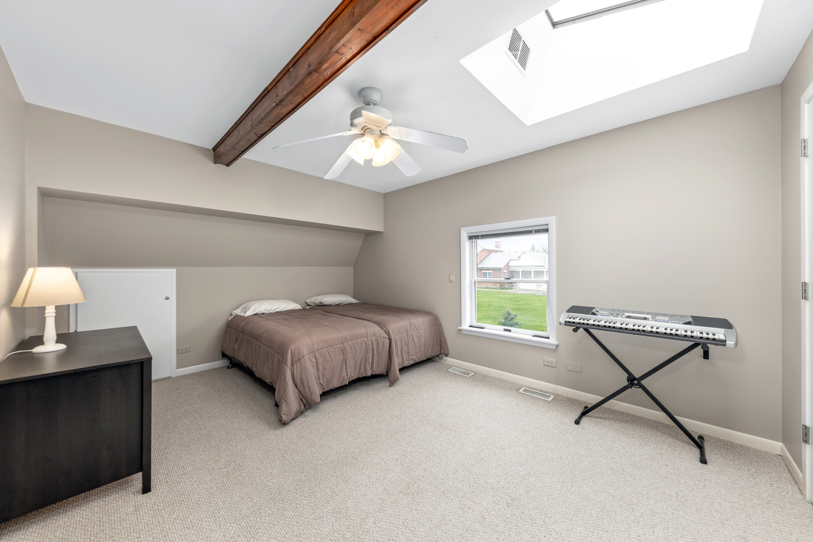9S141 Meadowlark Lane