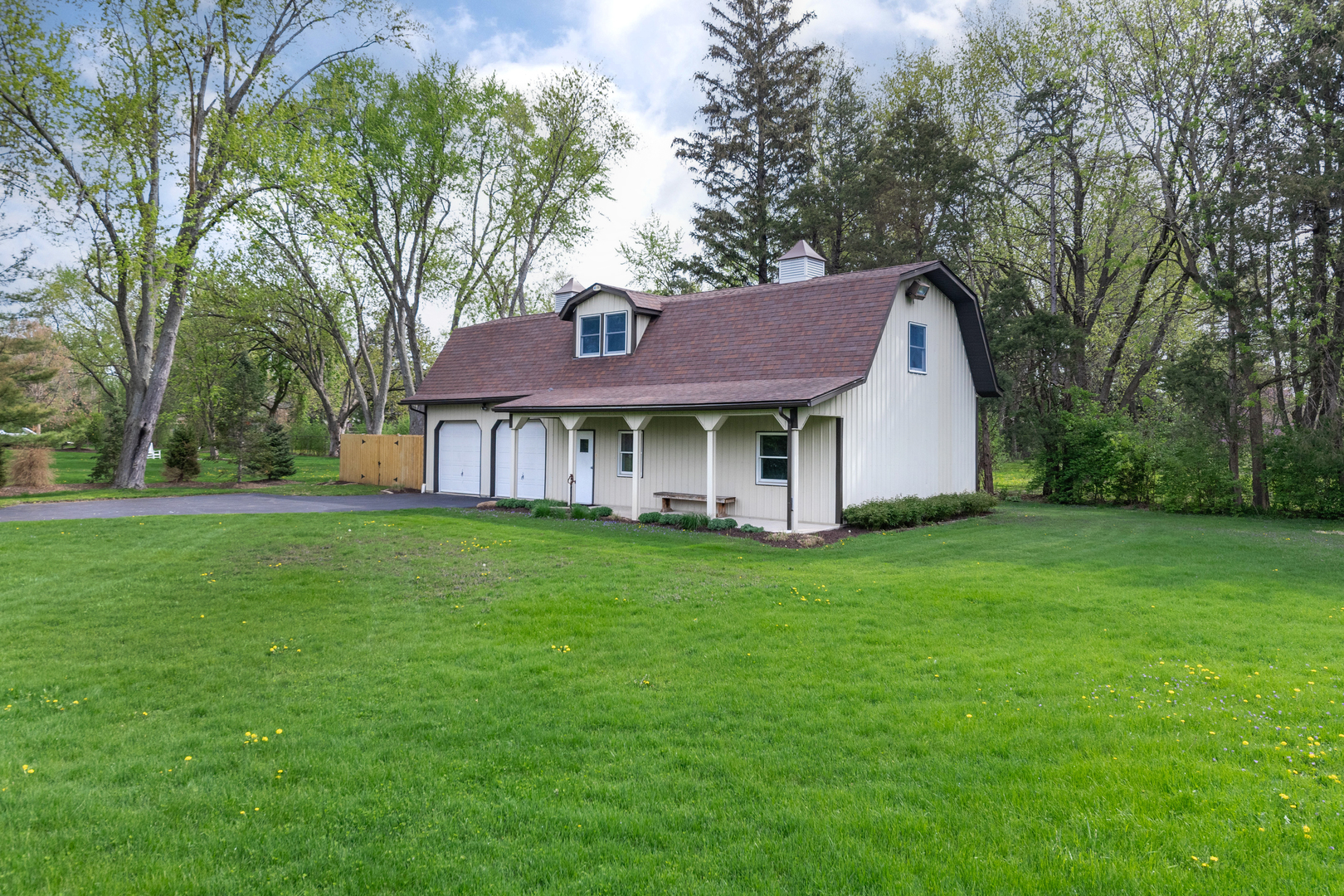 9S141 Meadowlark Lane