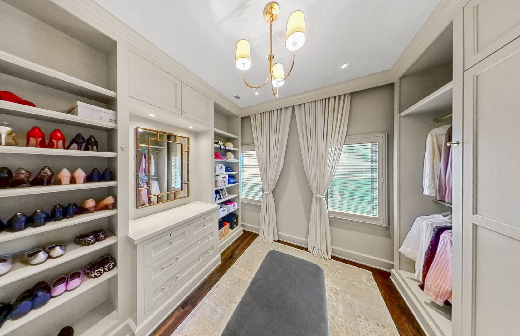 1429 S Prairie Avenue