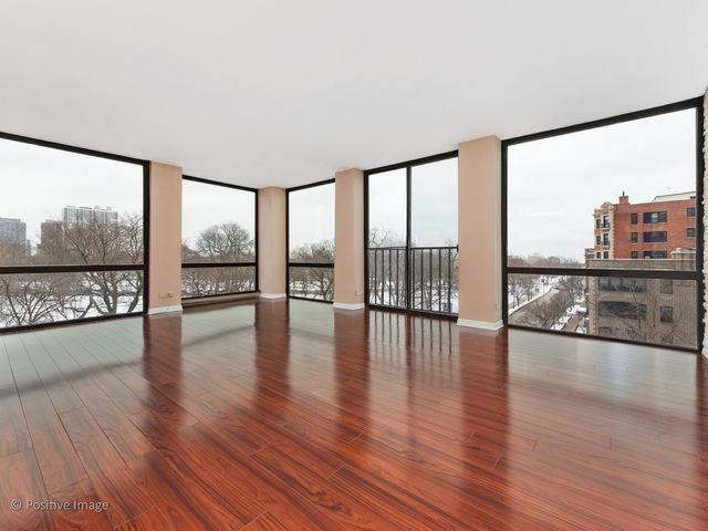 345 W Fullerton Parkway W Unit: 604