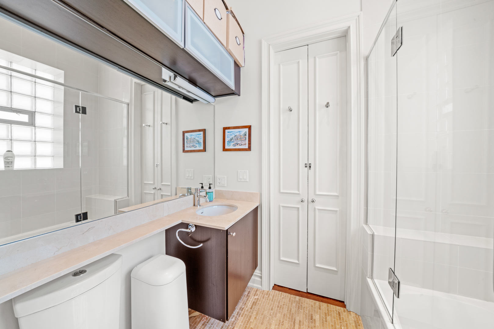 3161 N Halsted Street Unit: 401
