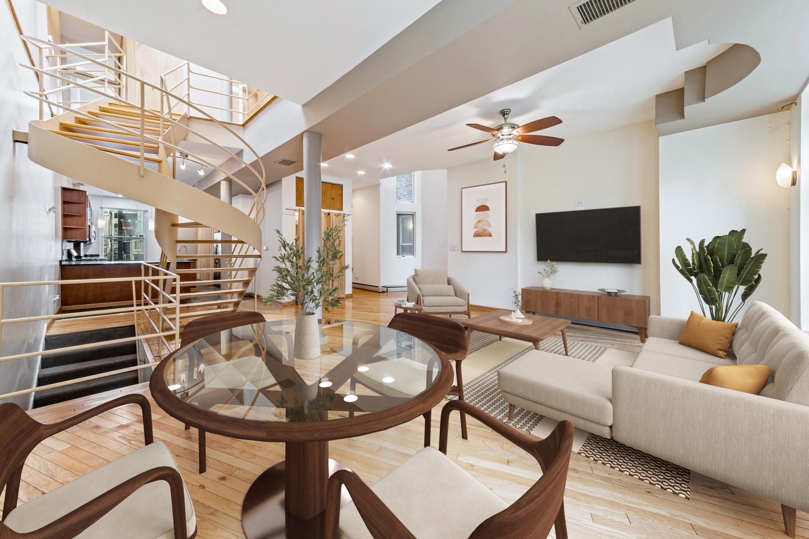902 W Newport Avenue Unit: 2