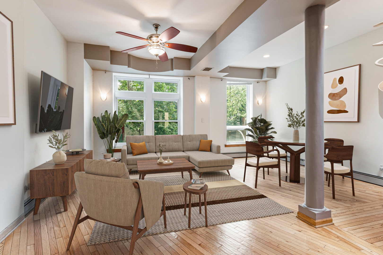 902 W Newport Avenue Unit: 2