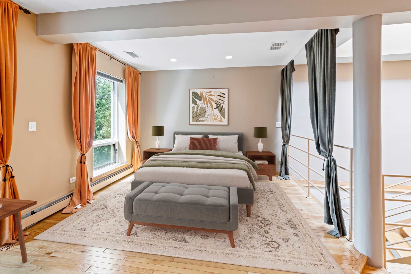 902 W Newport Avenue Unit: 2
