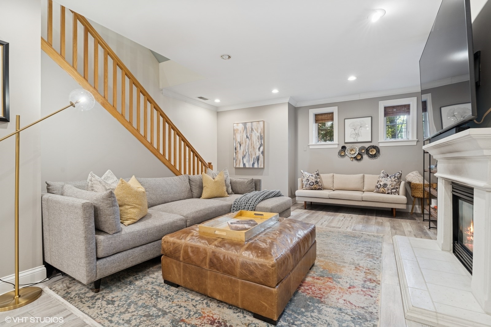 1724 N Mohawk Street Unit: 1